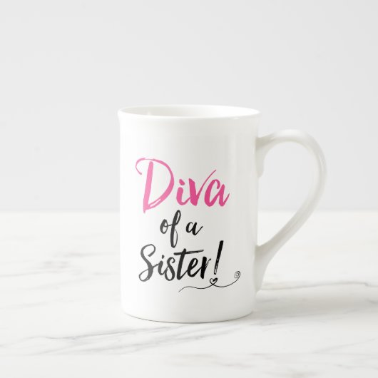 "DIVA van een zuster!" Bone China Mok (Rechts)