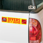 DIVERS DOEN IT DEEPER BUMPERSTICKER (Op Truck)