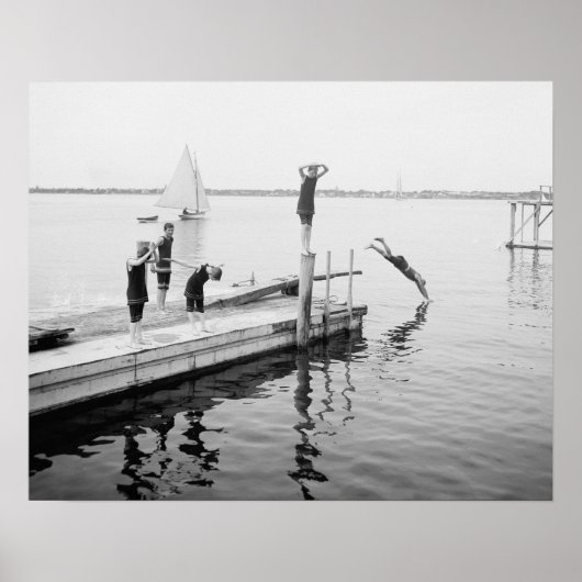 Diving Off the Pier, 1904. foto Poster (Voorkant)
