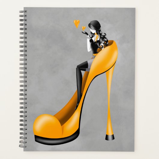 Divinité de la mode en jaune talon aiguille (Devant)