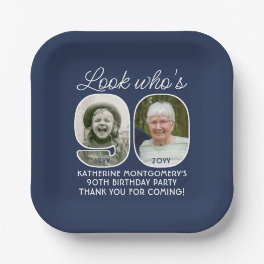 DIY Kleuren · Kijk Wie is 90 Verjaardagsfeest 2 Fo Papieren Bordje (Voorkant)