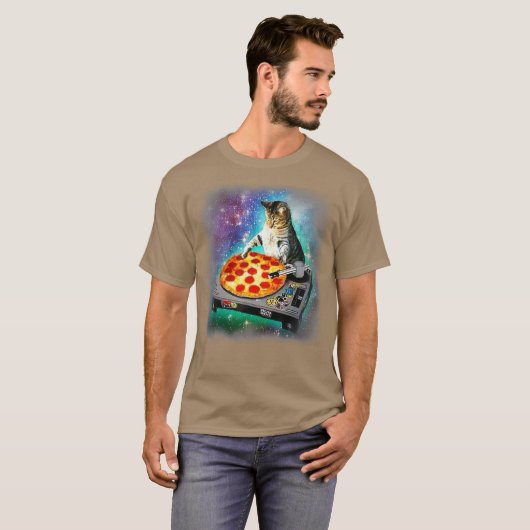 DJ Cat eet pizza in melkweg T-shirt (Voorkant volledig)