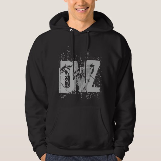 DMZ (in zwart) Hoodie (Voorkant)