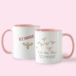 Do Re Mi Just Let Me Bee Beekeeper's Mug with bees<br><div class="desc">Les apiculteurs savent mieux que quiconque qu'il suffit parfois d'être seul. Vous savez, comme quand un essaim d'abeilles en colère vous chasse de la ruche - ou pire, quand quelqu'un veut conversation avant que vous ayez pris votre tasse de café du matin. Cette tasse sert de rappel à tous que...</div>