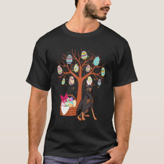 Doberman Pinscher Hunt Eggs Tree  Truck Eas T-shirt