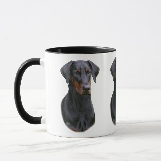 Doberman Pinscher- natuurlijke oorten Mok (Links)