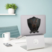 Doberman Pinscher Sticker (Laptop op bureau)