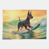 Doberman strand surfen schilderij theedoek (Horizontaal)
