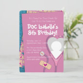 Doc is op uitnodiging van de dag (Staand voorkant)