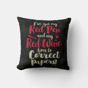 Docent Red Pen Red Wine Kussen
