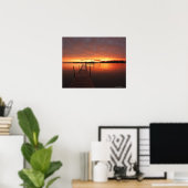 Dock bij zonsondergang op het Minnetonka-meer, MN. Poster (Thuiskantoor)