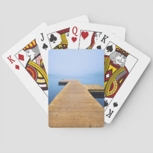 Dock op het meer pokerkaarten