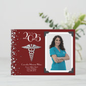 Docteur Silver Graduation Faire-part Maroon Photo (Debout devant)