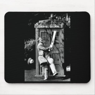 Doctor Who Peter Davison Cricket Tardis 1981 Tank Muismat