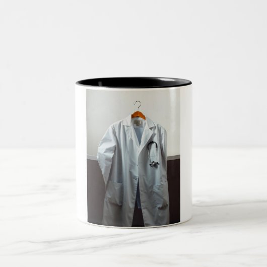 Doctor's Pride: Witte jas en stethoscoop Mok (Center)