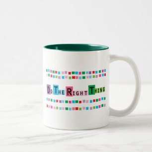 Doe het juiste tweekleurige koffiemok