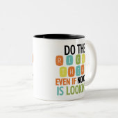 Doe het juiste tweekleurige koffiemok (Voorkant rechts)