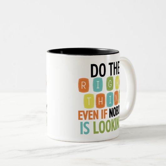 Doe het juiste tweekleurige koffiemok (Voorkant rechts)