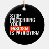 Doe niet alsof je fascisme patriottisme is keramisch ornament (Achterkant)