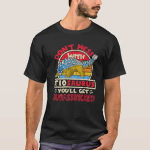 Doe niet met Tio Saurus... ik heb een jasje in Ank T-shirt