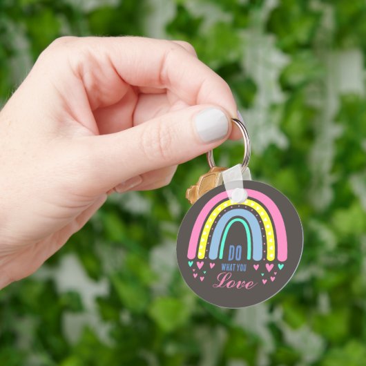 "DOE WAT JE LEUK VINDT"QUOTE RETRO BOHO REGENBOOG  SLEUTELHANGER (Hand)
