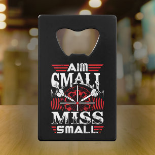 Doel Kleine Miss Small - Dart Speler Kredietkaart Flessenopener