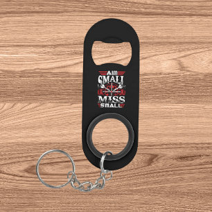 Doel Kleine Miss Small - Dart Speler Mini Flessenopener