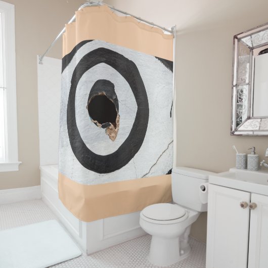 doelwit breekt onder douchegordijn (In situ)