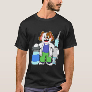 Dog als dokter met spuit t-shirt