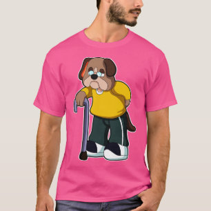 Dog als Pensioner met hulp bij het lopen T-shirt