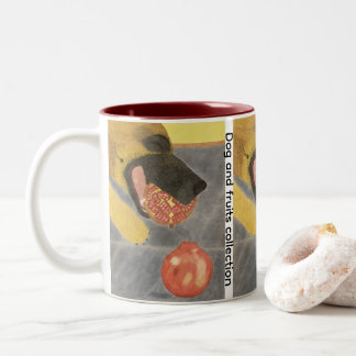 Dog and pomegranate Two-Tone coffee mug Tweekleurige Koffiemok