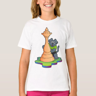 Dog bij Chess met Chess T-shirt