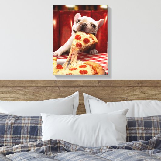 Dog Eating Pizza Slice Canvas Afdruk (Insitu (Slaapkamer))