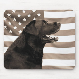 Dog en Amerikaanse vlag Muismat