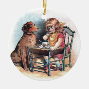 Dog kijkt naar Toddler Eat Keramisch Ornament