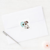 Dog met beker koffie vierkante sticker (Envelop)