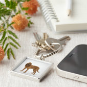 Dog on White 97 Sleutelhanger (Zijkant)