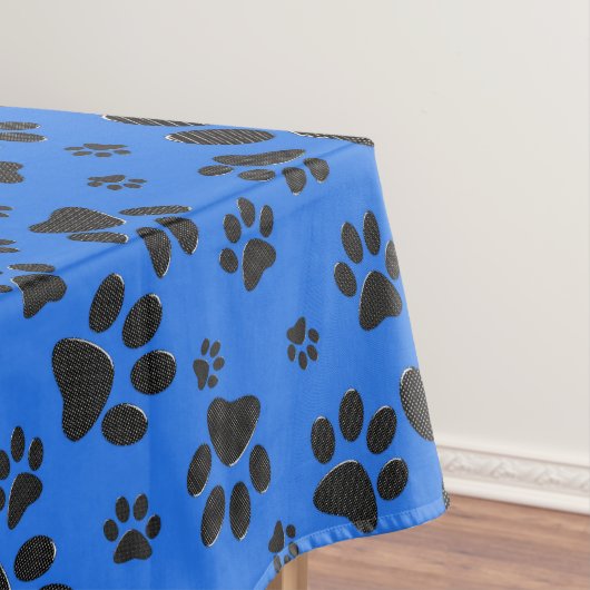 Dog Paws Black & White Polka Dot on tech blue Tafelkleed (Voorbeeld)