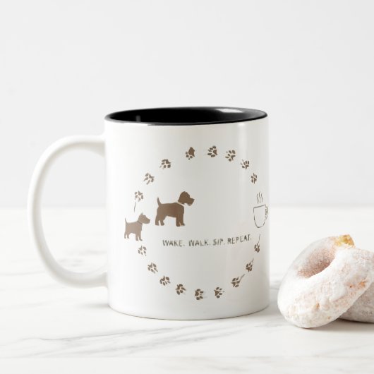 Dog Walk & Coffee Routine Mug Tweekleurige Koffiemok (Met donut)