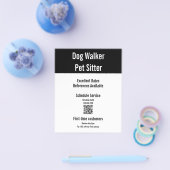 Dog Walker Pet Sitter Zwart Wit QR Code Sjabloon Flyer (Enkel)