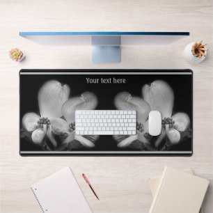 Dogwood Blossom in zwart-wit, gepersonaliseerd Bureaumat