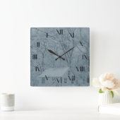 Doll House in Snow Storm Backward Clock Vierkante Klok (Huis)