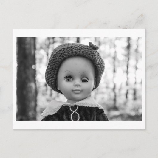 Doll Portrait - Winking Doll Briefkaart (Voorkant)
