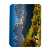 Dolomieten dorp in herfst rechthoekige magneet (Verticaal)