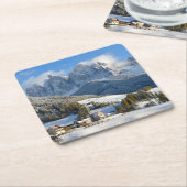 Dolomites-dorp in het onderzetter van de winter (Schuin)