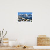Dolomites-dorp in het poster van de winter (Keuken)
