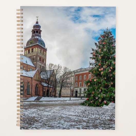 Dôme carré avec sapin de Noël à Riga (Devant)