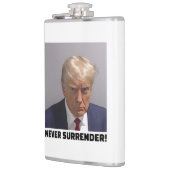 Donald J Trump Mok Shot - Never Surrender Long Sle Heupfles (Links)