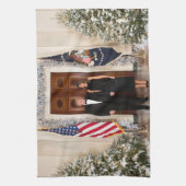 Donald & Melania Trump's kerstwitte huis Theedoek (Verticaal)