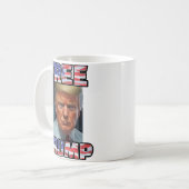 DONALD TRUMP 2024 GRATUIT | Mugshot Mug (Devant gauche)